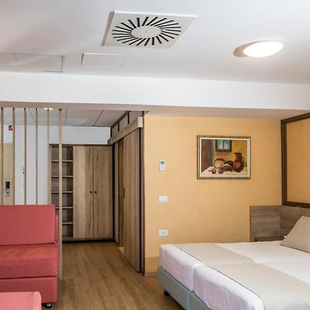 Hotel Delfin 이졸라 외부 사진